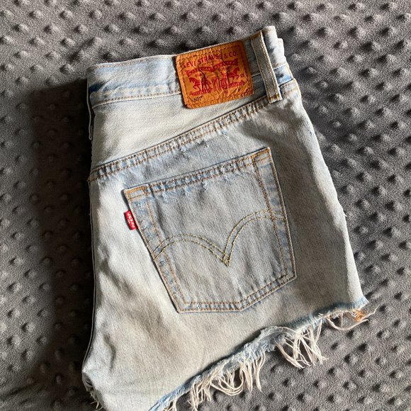 Levi's 501 Jean Shorts Size 27 - Picture 3 of 5